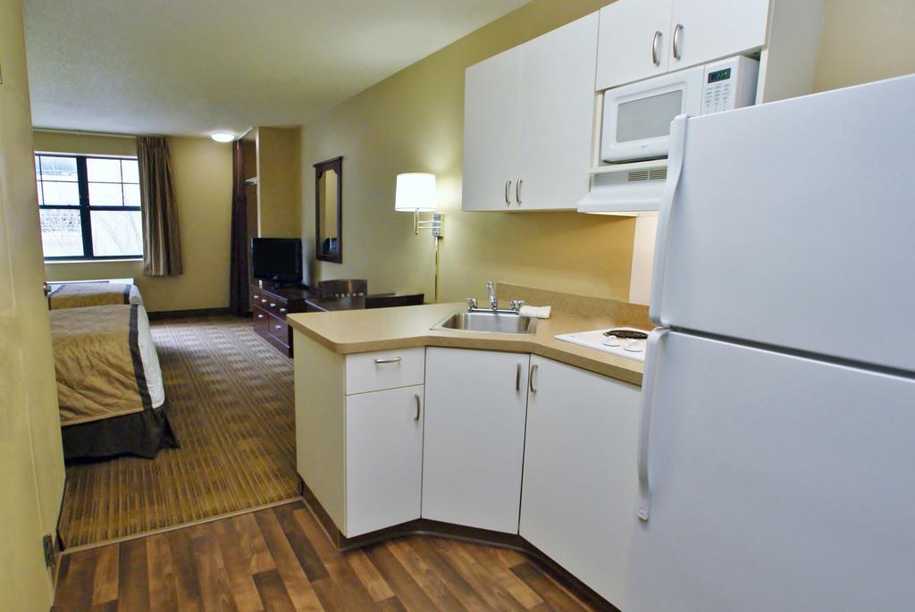 Extended Stay America Suites - Oklahoma City - Airport Экстерьер фото